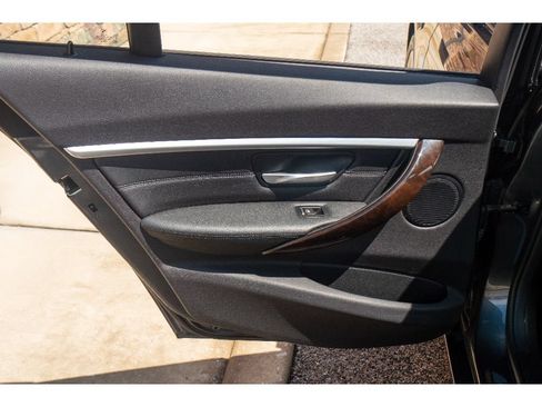 Used 2016 BMW 328i xDrive Sedan AWD/4WD image 15