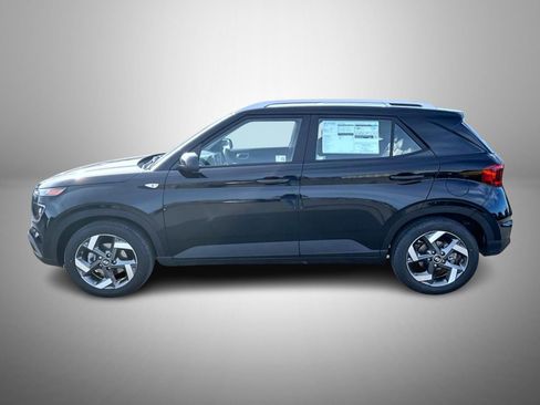 New 2025 Hyundai Venue SEL image 9