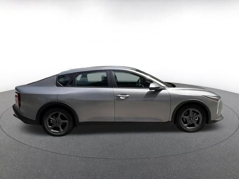 Used 2025 Kia K4 FWD image 16