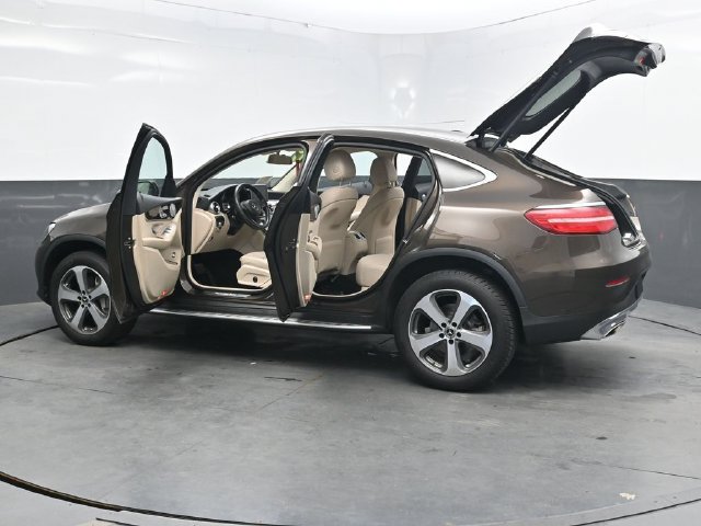 Used 2017 Mercedes-Benz GLC 300 4MATIC Coupe image 55