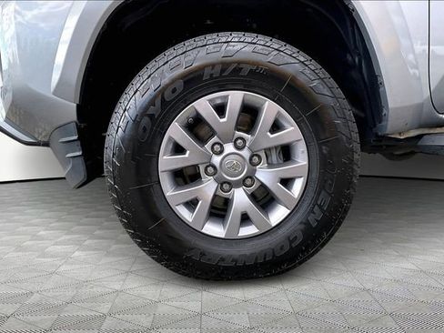 Used 2018 Toyota Tacoma SR5 image 21