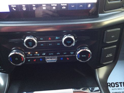 New 2025 Ford F150 Lariat w/ Equipment Group 501A Mid image 14