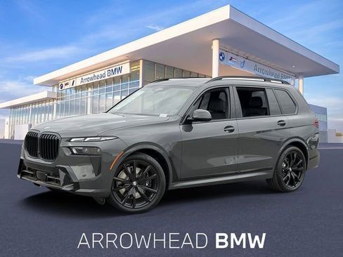 New 2026 BMW X7 xDrive40i w/ M Sport Package AWD/4WD image 1