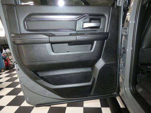 Used 2025 RAM 2500 Power Wagon AWD/4WD image 28