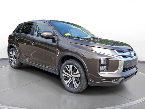 Used 2023 Mitsubishi Outlander Sport SE AWD/4WD image 1