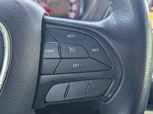 Used 2018 Dodge Challenger SXT w/ Blacktop Package RWD image 15