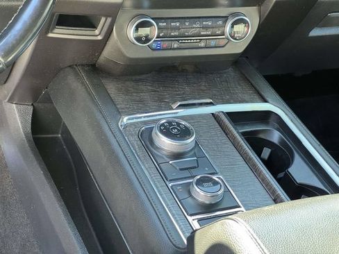Used 2019 Ford Expedition Max Limited AWD/4WD image 23