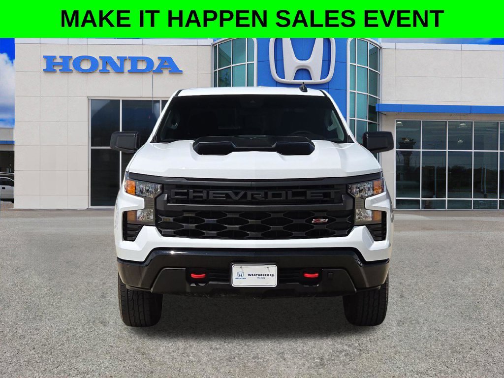 Used 2025 Chevrolet Silverado 1500 Custom Trail Boss AWD/4WD image 8