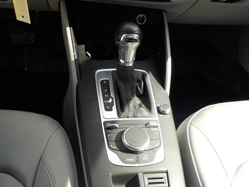 Used 2016 Audi A3 1.8T Premium image 16