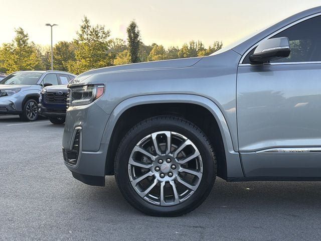 Used 2023 GMC Acadia Denali w/ Denali Ultimate Package FWD image 9