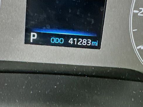 Used 2024 Toyota Corolla LE image 19