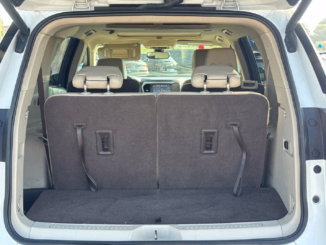 Used 2017 GMC Acadia Denali w/ Technology Package FWD image 16