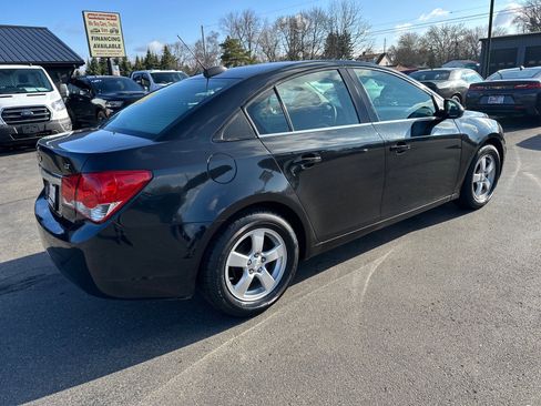 Used 2016 Chevrolet Cruze LT w/ Technology Package image 3