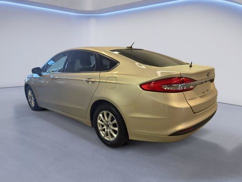 Used 2017 Ford Fusion S FWD image 5