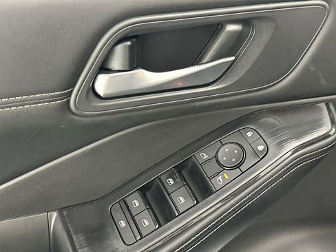 Certified 2025 Nissan Rogue SV w/ SV Premium Package FWD image 13
