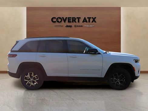 New 2025 Jeep Grand Cherokee Limited image 6
