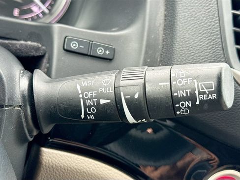 Used 2017 Honda Pilot Touring image 13