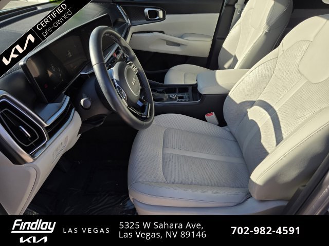 Certified 2024 Kia Sorento EX w/ Panoramic Sunroof Package FWD image 11