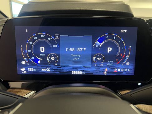 Used 2025 Chevrolet Suburban High Country AWD/4WD image 14