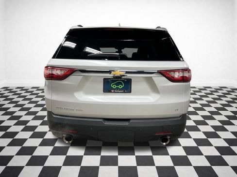 Certified 2020 Chevrolet Traverse LT w/ LT Premium Package image 7