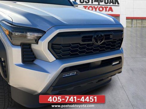 New 2026 Toyota Tacoma TRD Off-Road AWD/4WD image 10