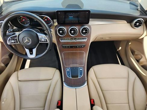 Used 2020 Mercedes-Benz GLC 300 image 26