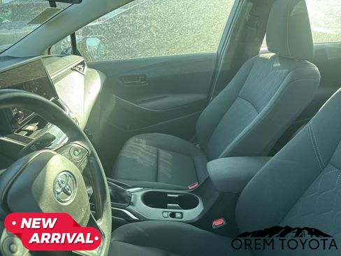 Used 2024 Toyota Corolla LE FWD image 20