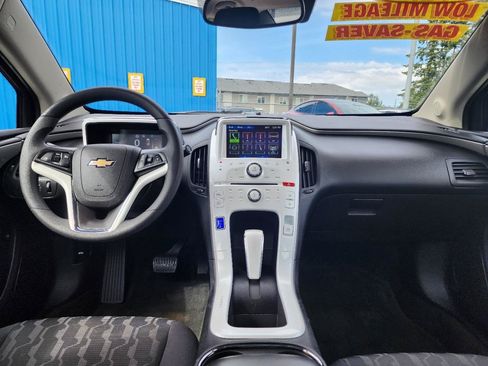Used 2012 Chevrolet Volt FWD image 12