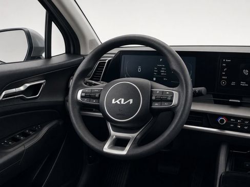 Used 2023 Kia Sportage LX AWD/4WD image 24