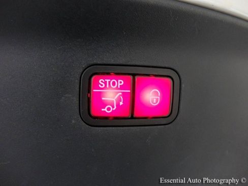 Used 2021 Mercedes-Benz AMG GT 43 image 28