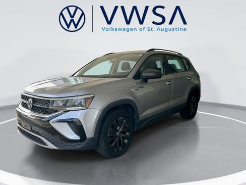 Certified 2022 Volkswagen Taos S AWD/4WD image 3