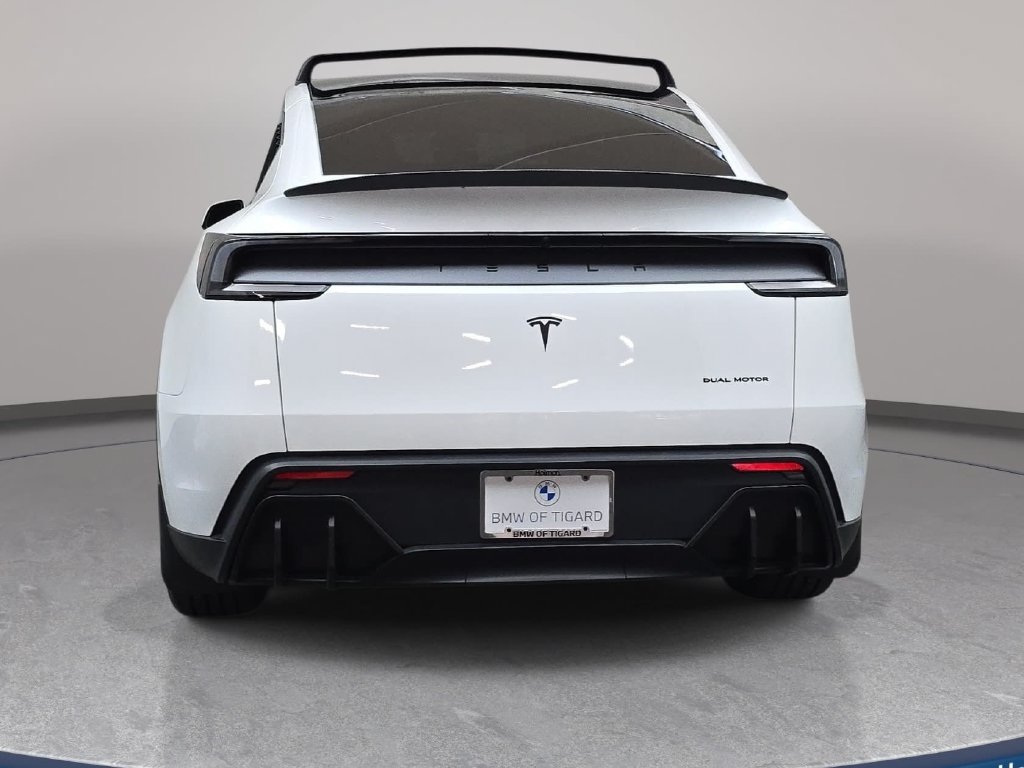 Used 2026 Tesla Model Y AWD image 7