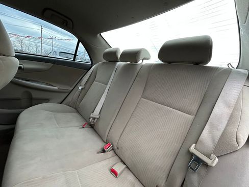 Used 2010 Toyota Corolla LE image 17