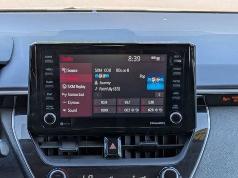 Used 2022 Toyota Corolla LE FWD image 16