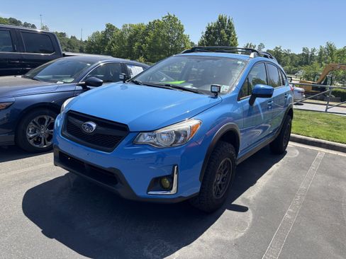 Used 2016 Subaru Crosstrek 2.0i Premium AWD/4WD image 7