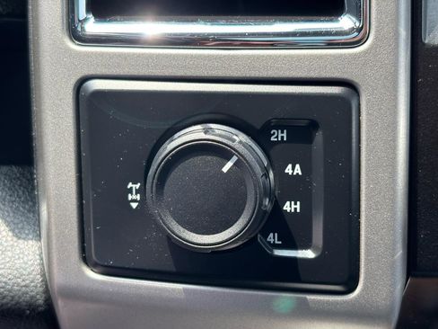 Used 2015 Ford F150 Lariat AWD/4WD image 25