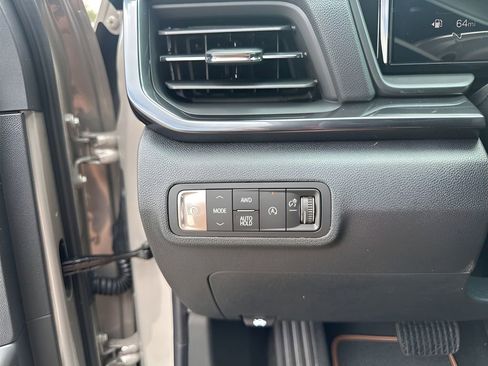 New 2026 GMC Terrain AT4 w/ Convenience Package III image 27