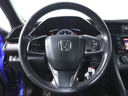 Used 2017 Honda Civic Sport image 11