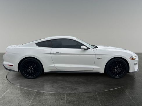 Used 2022 Ford Mustang GT Premium w/ GT Performance Package RWD image 10
