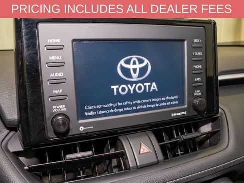 Used 2021 Toyota RAV4 LE AWD/4WD image 11