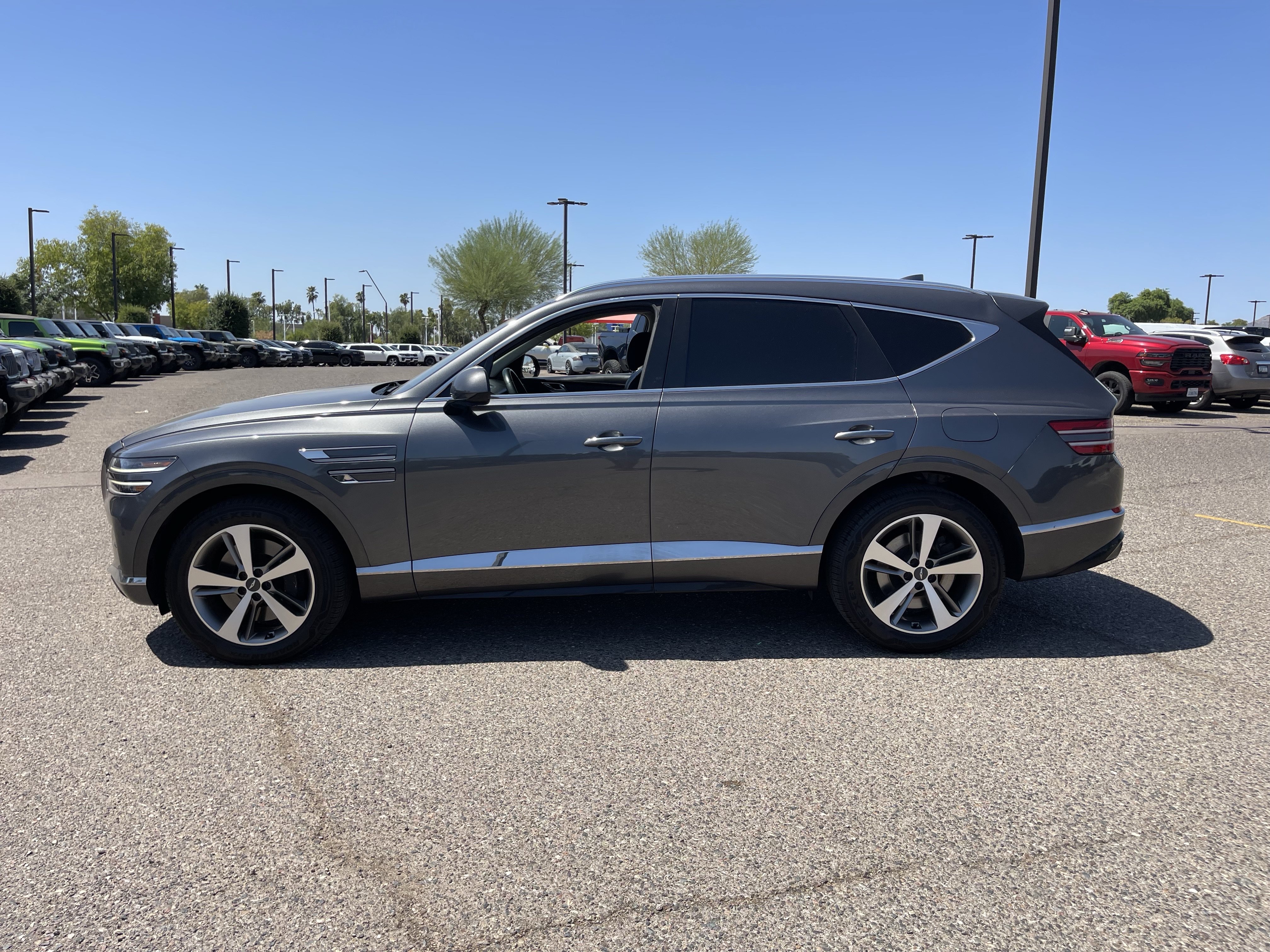 Used 2021 Genesis GV80 3.5T AWD/4WD image 3