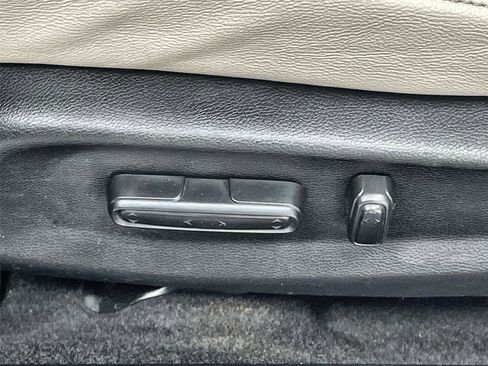 Used 2021 Honda Insight Touring image 13