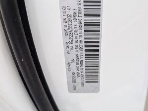 Used 2019 Chrysler Pacifica Limited image 27