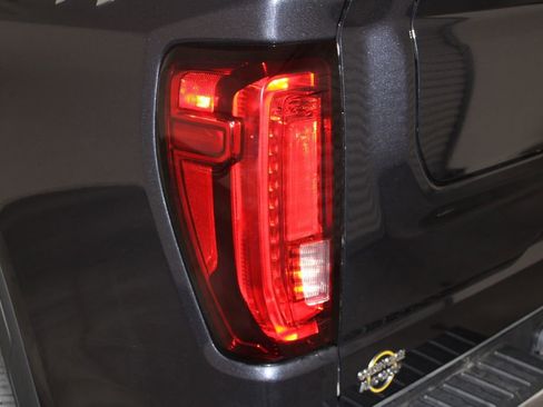 Used 2024 GMC Sierra 1500 SLT image 56