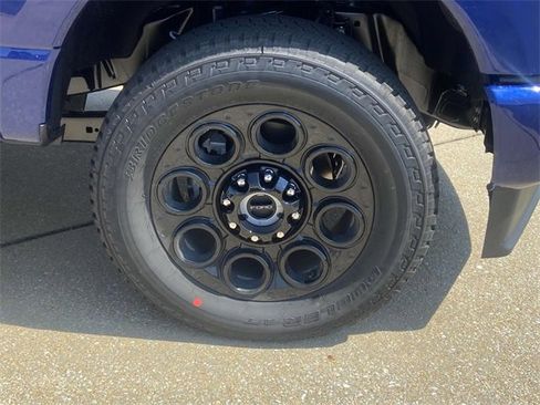 New 2026 Ford F350 XLT w/ XLT Premium Package image 7