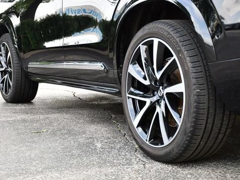 Used 2023 Volvo XC90 B6 Plus w/ Protection Package AWD/4WD image 9