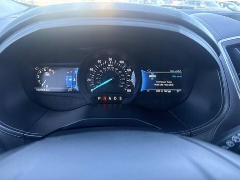 Certified 2024 Ford Edge Titanium image 33