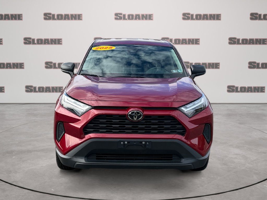 Used 2025 Toyota RAV4 LE AWD/4WD image 8