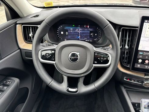 Certified 2026 Volvo XC60 B5 Plus w/ Protection Package Premier image 7