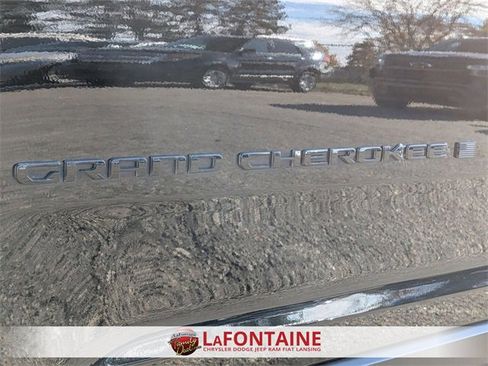 Certified 2024 Jeep Grand Cherokee L Laredo image 10